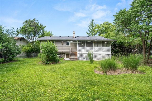 807 Division Street, Lisle, IL 60532