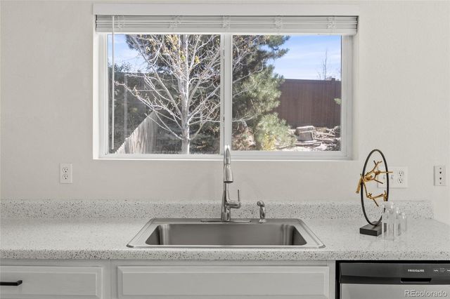 22130 E Berry Place, Aurora, CO 80015