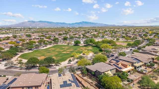 7569 E Picket Fence Lane, Tucson, AZ 85756