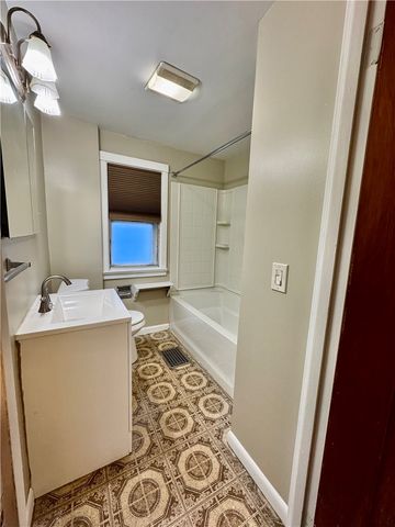 65 Devon Road, Rochester, NY 14619