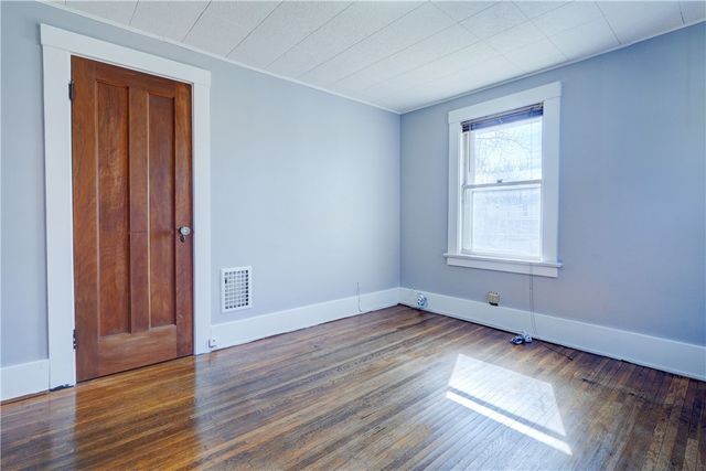 65 Devon Road, Rochester, NY 14619