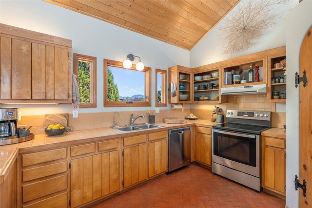 1 Monte Alto Way, Santa Fe, NM 87508
