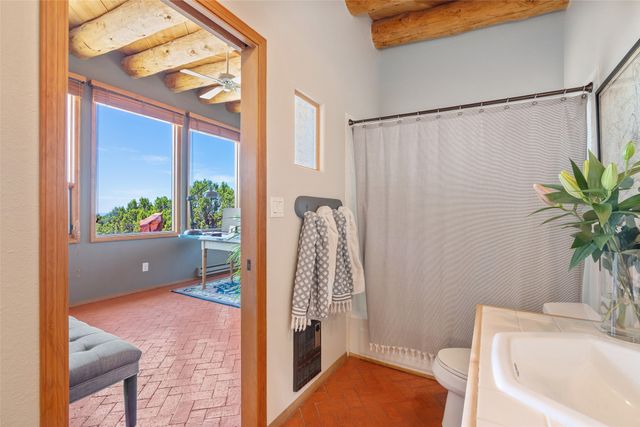 1 Monte Alto Way, Santa Fe, NM 87508