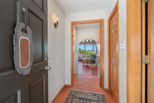 1 Monte Alto Way, Santa Fe, NM 87508
