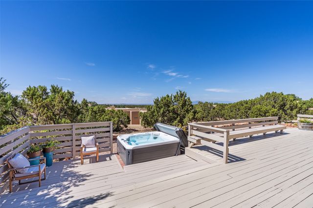 1 Monte Alto Way, Santa Fe, NM 87508