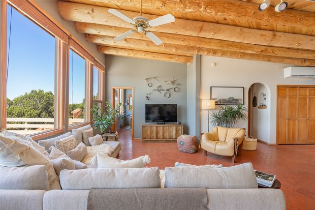 1 Monte Alto Way, Santa Fe, NM 87508