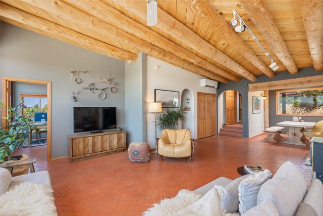 1 Monte Alto Way, Santa Fe, NM 87508