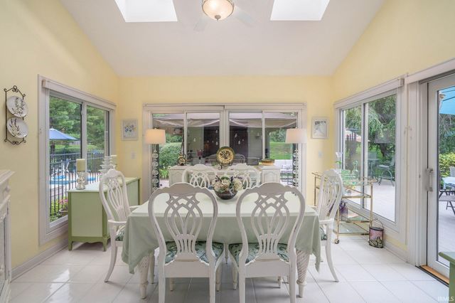 51576 Autumn Ridge Drive, Granger, IN 46530