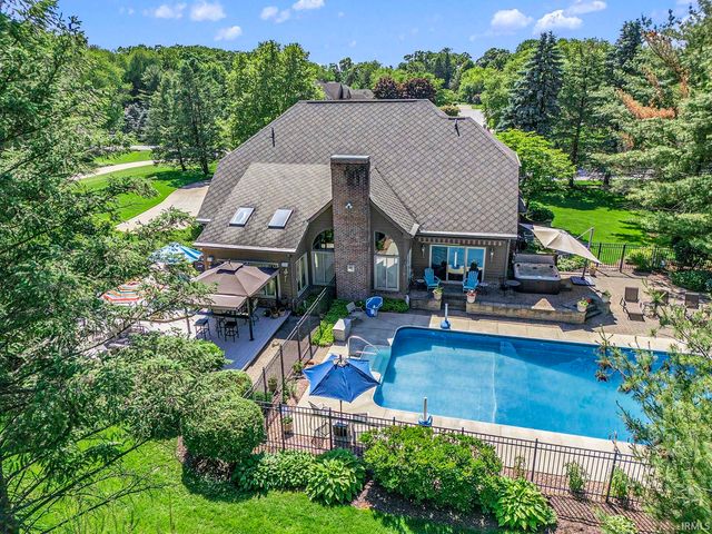 51576 Autumn Ridge Drive, Granger, IN 46530