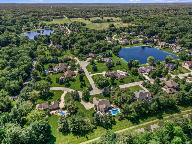 51576 Autumn Ridge Drive, Granger, IN 46530