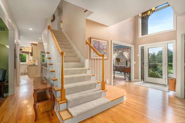 51576 Autumn Ridge Drive, Granger, IN 46530