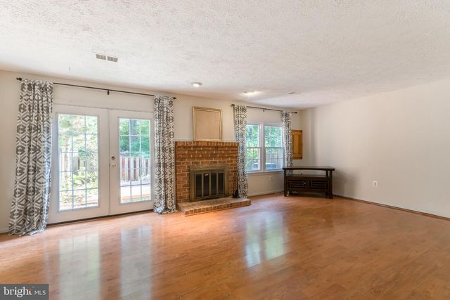 3745 YORKTOWN VILLAGE PASS, Annandale, VA 22003