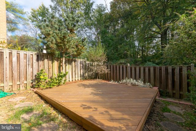 3745 YORKTOWN VILLAGE PASS, Annandale, VA 22003