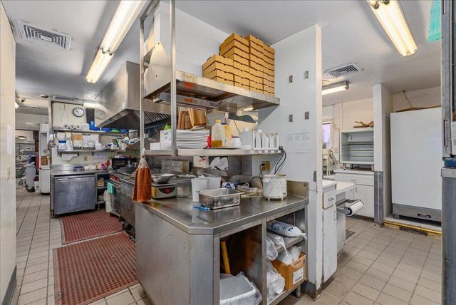 1230 N Knowles Avenue, New Richmond, WI 54017