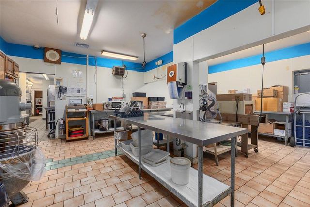 1230 N Knowles Avenue, New Richmond, WI 54017