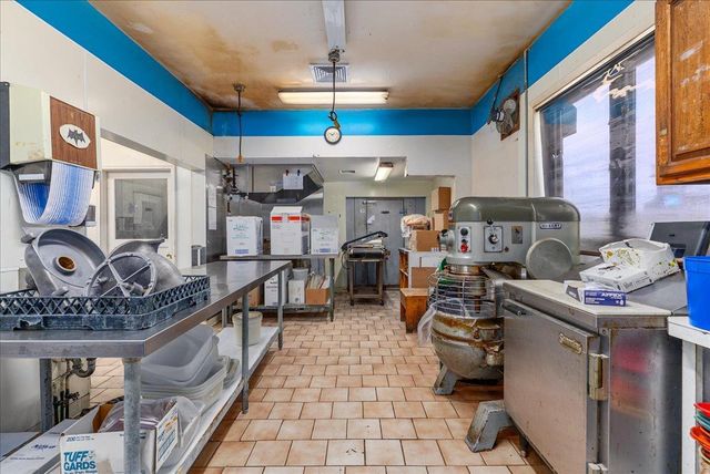 1230 N Knowles Avenue, New Richmond, WI 54017