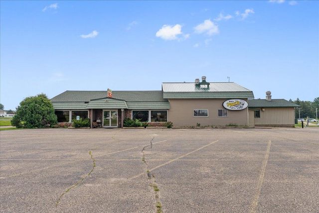 1230 N Knowles Avenue, New Richmond, WI 54017
