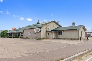 1230 N Knowles Avenue, New Richmond, WI 54017