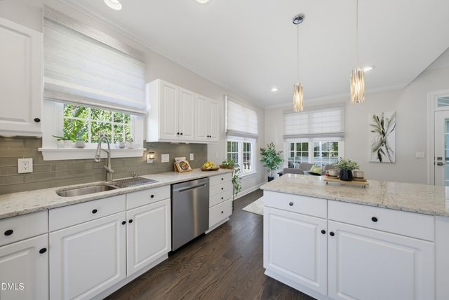 121 Dutch Hill Road, Holly Springs, NC 27540