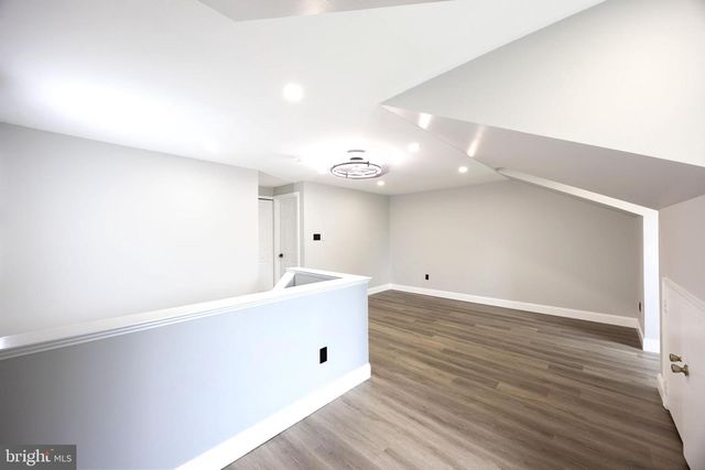 6034 NETHERTON ST, Centreville, VA 20120