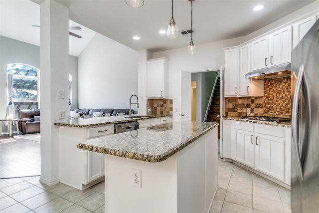 146 London Way, Coppell, TX 75019