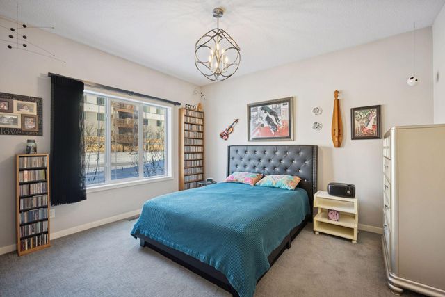 706 Roosevelt Street S, Cambridge, MN 55008