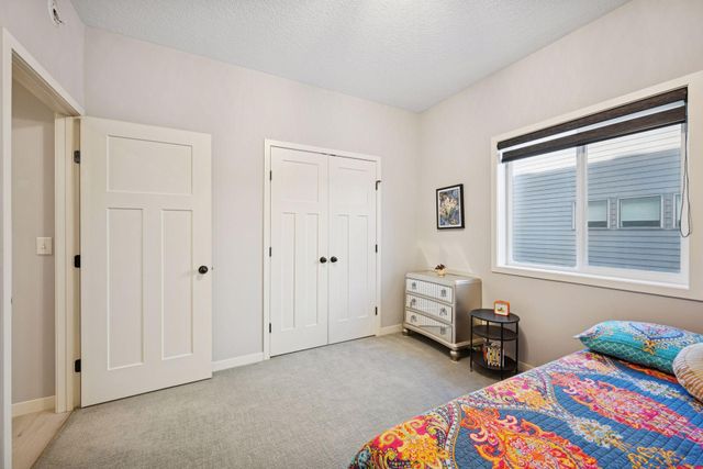 706 Roosevelt Street S, Cambridge, MN 55008