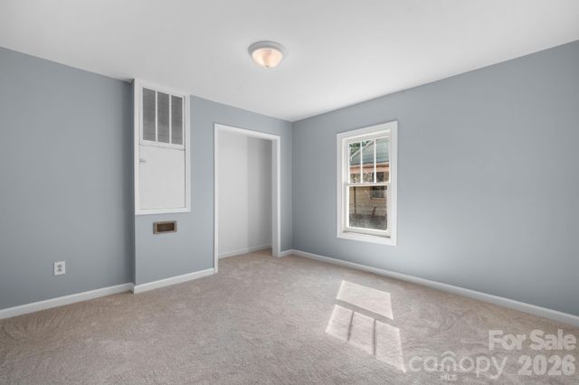 728 21st Street SW, Hickory, NC 28602