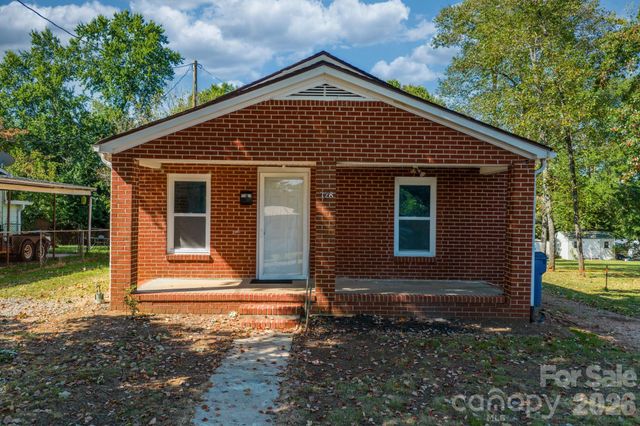 728 21st Street SW, Hickory, NC 28602