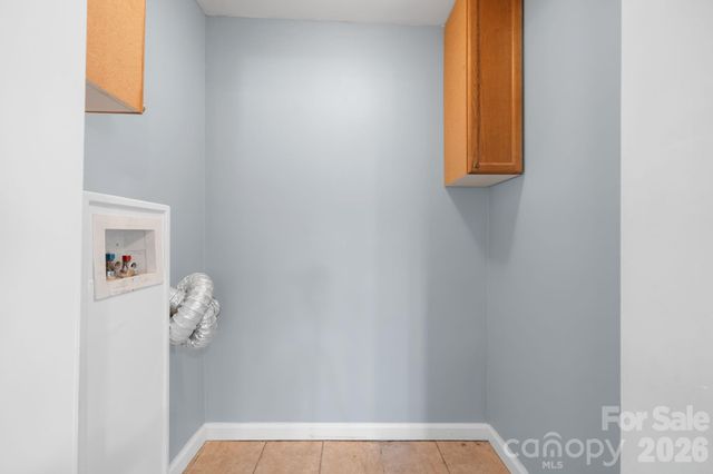 728 21st Street SW, Hickory, NC 28602