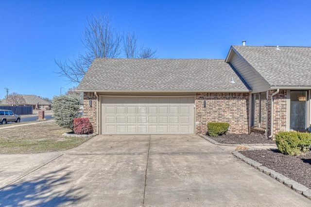 505 Golden Oaks Drive, Norman, OK 73072
