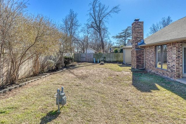 505 Golden Oaks Drive, Norman, OK 73072