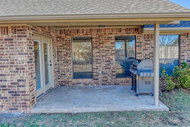 505 Golden Oaks Drive, Norman, OK 73072