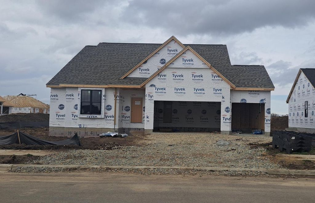 1252 Wild Rye LANE, Oconomowoc, WI 53066