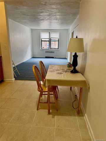 144-46 38Ave 2F, Flushing, NY 11355