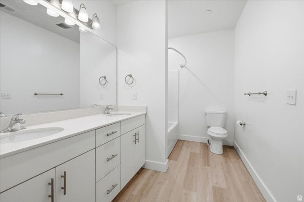 Image 15 of property listing at 475 W 60 S #L202, Providence, UT 84332