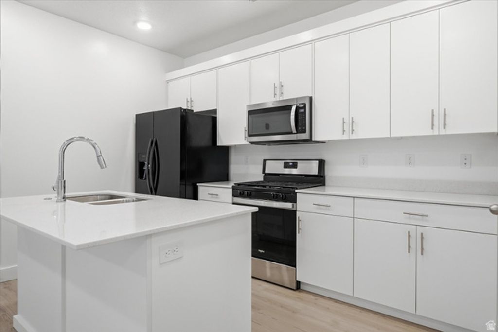 Image 5 of property listing at 475 W 60 S #L202, Providence, UT 84332