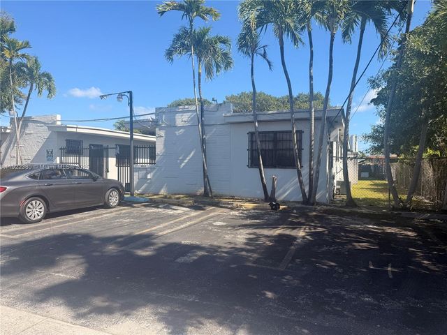 3701 NW 24th Ave 4, Miami, FL 33142