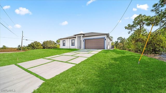 1256 Edmund ST E, Lehigh Acres, FL 33974