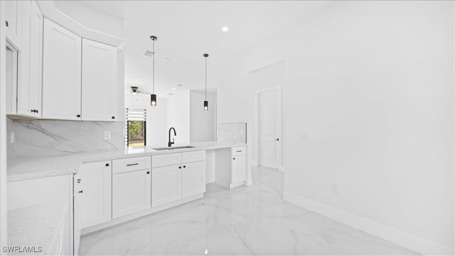 1256 Edmund ST E, Lehigh Acres, FL 33974