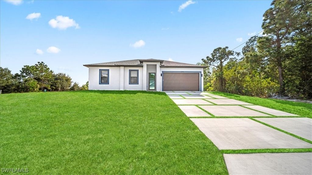 1256 Edmund ST E, Lehigh Acres, FL 33974