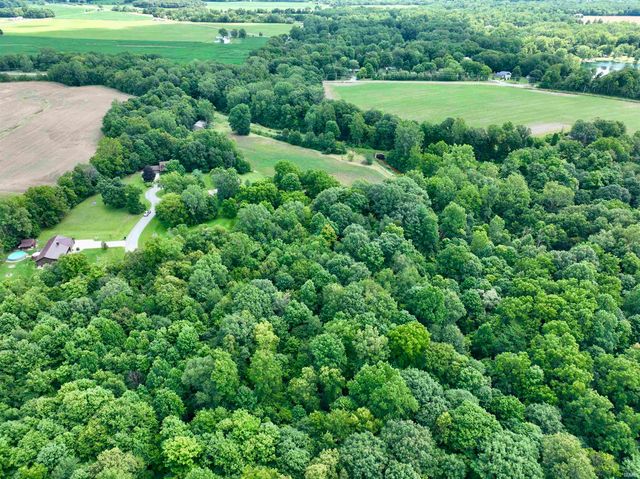 6769 County Road 7A, Garrett, IN 46738