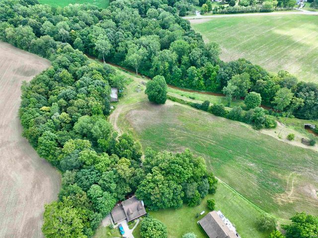 6769 County Road 7A, Garrett, IN 46738