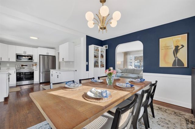 15 Laffin Lane, Poughkeepsie, NY 12603