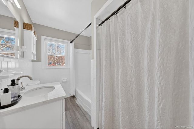 15 Laffin Lane, Poughkeepsie, NY 12603