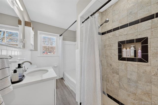 15 Laffin Lane, Poughkeepsie, NY 12603