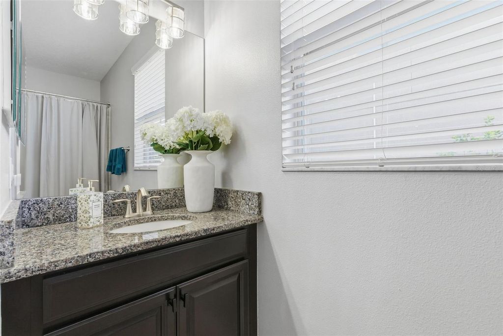 Image 29 of property listing at 10222 COUNT FLEET DRIVE, Ruskin, FL 33573