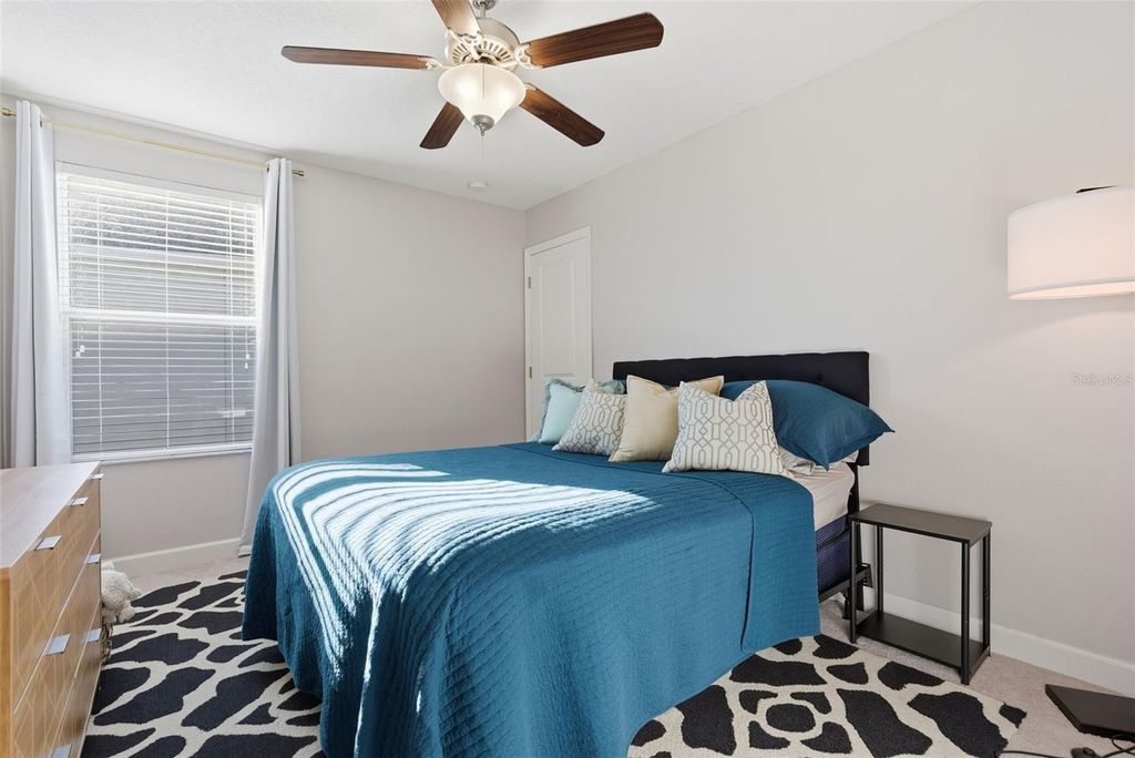 Image 39 of property listing at 10222 COUNT FLEET DRIVE, Ruskin, FL 33573