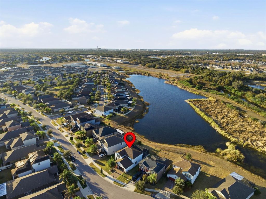 Image 52 of property listing at 10222 COUNT FLEET DRIVE, Ruskin, FL 33573