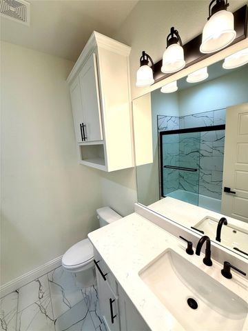 1124 S Hazelwood Street, Sherman, TX 75090